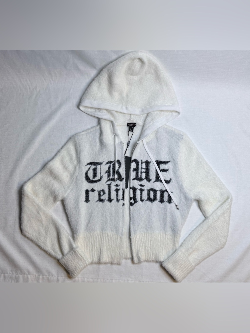 True Religion Women’s Jacquard Logo Fuzzy Zip Cropped Hoodie NWT NOTES